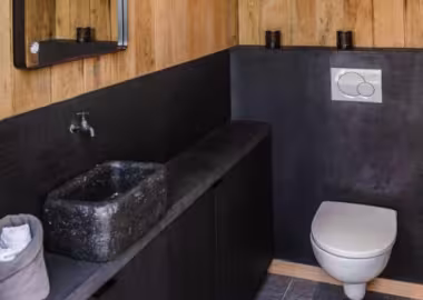 Poolhouse rustique en chêne