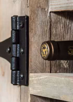 Eiken landelijk bijgebouw