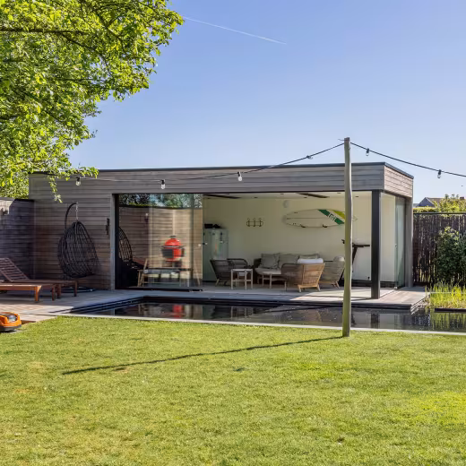 Poolhouse